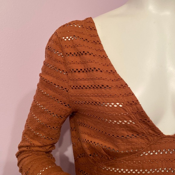 Free People Copper Burnt Orange V-neck Stretchy Long Sleeves Printed Design Top - Picture 6 of 10